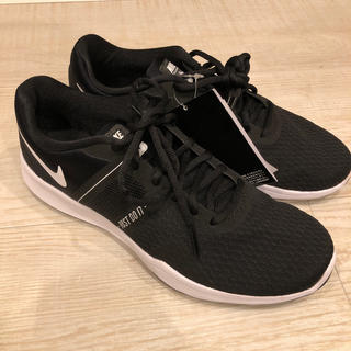 ナイキ(NIKE)のNIKEスニーカー　新品(スニーカー)