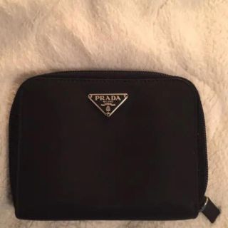 プラダ(PRADA)のPRADA 2つ折り 財布(財布)