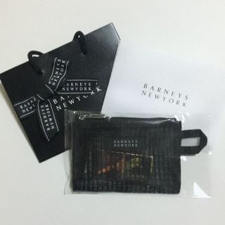 バーニーズニューヨーク(BARNEYS NEW YORK)の新品 バーニーズニューヨーク ポーチ  ブラック(ポーチ)