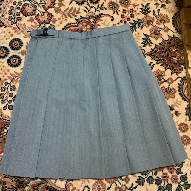 平塚学園  冬用スカート  グレー レディースのスカート(ひざ丈スカート)の商品写真