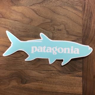 パタゴニア(patagonia)の【正規品】パタゴニア ステッカーです。(登山用品)