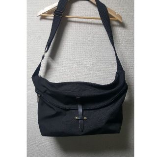 Jas-M.B. jasmb(ジャスエムビー)レザーショルダーバッグ ブラック-