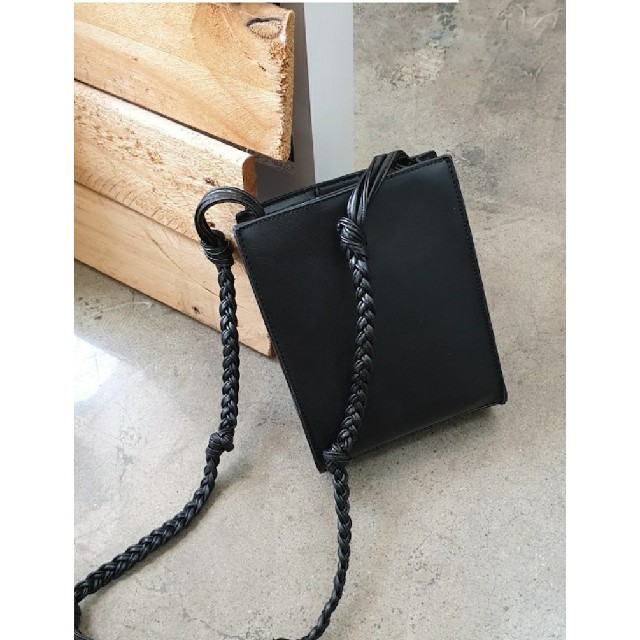 スクエアバック　ブラック　 レディースのバッグ(ショルダーバッグ)の商品写真