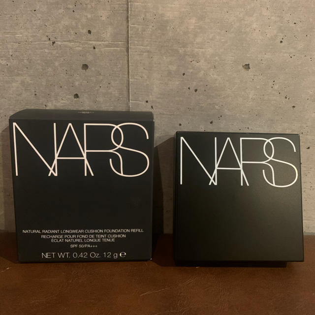 NARS(ナーズ)のnars ナチュラルラディアント　ロングウェア　クッンションファンデーション コスメ/美容のベースメイク/化粧品(ファンデーション)の商品写真