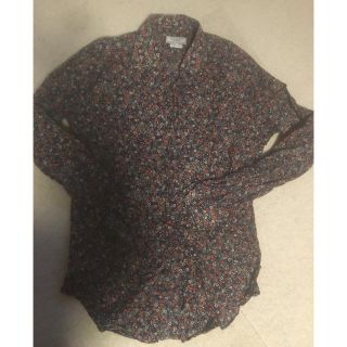 ザラ(ZARA)のZARA MAN 花柄シャツ　Sサイズ(シャツ)