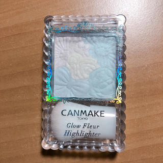 キャンメイク(CANMAKE)のキャンメイク　グロウフルールハイライター03(フェイスパウダー)