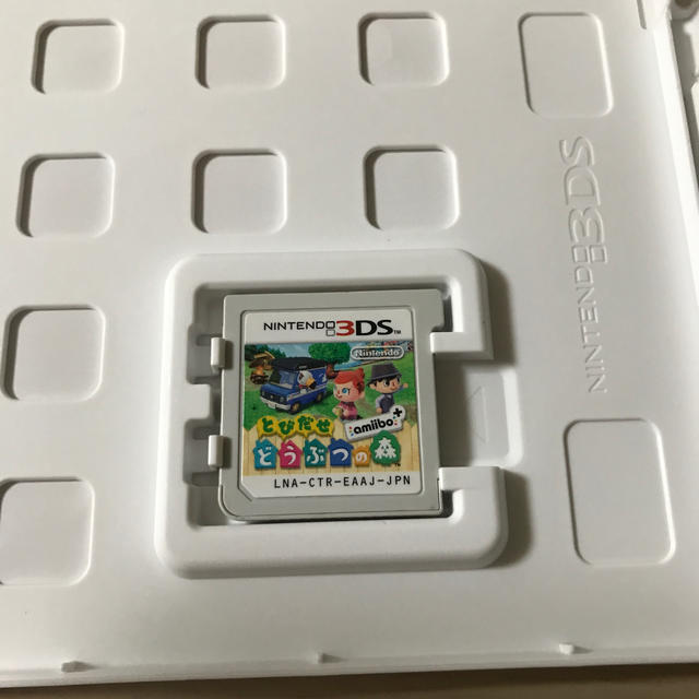ニンテンドー3DS(ニンテンドー3DS)のとびだせ どうぶつの森 amiibo＋ 3DS エンタメ/ホビーのゲームソフト/ゲーム機本体(携帯用ゲームソフト)の商品写真
