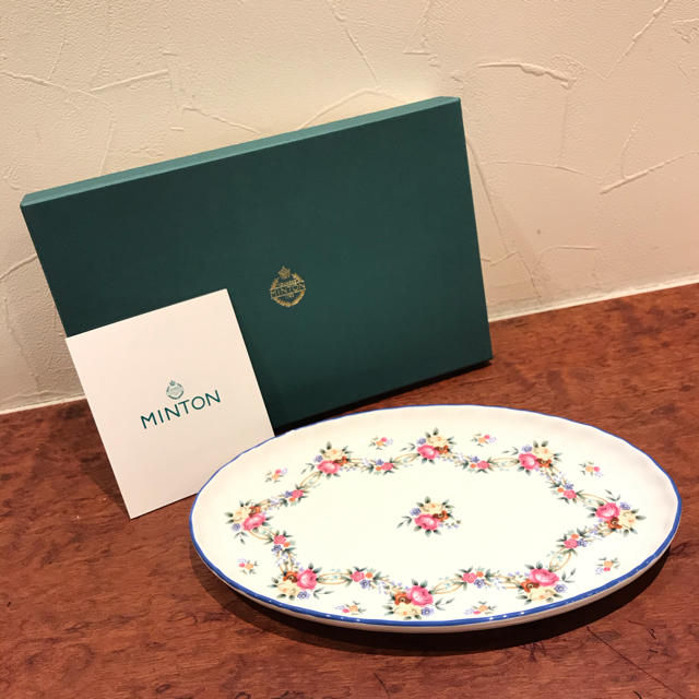 MINTON - ミントン バトンホール オーバルプレート 新品未使用品 ロイヤルドルトングループの通販 by chara｜ミントンならラクマ