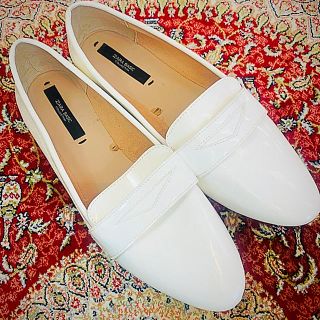 ザラ(ZARA)のZARAザラ♡新品♡靴　ホワイト(ハイヒール/パンプス)