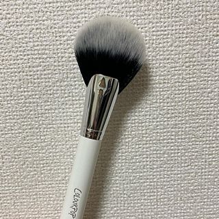 カラーポップ(colourpop)のカラーポップ  ブラシ フルファンフェイスブラシ(その他)