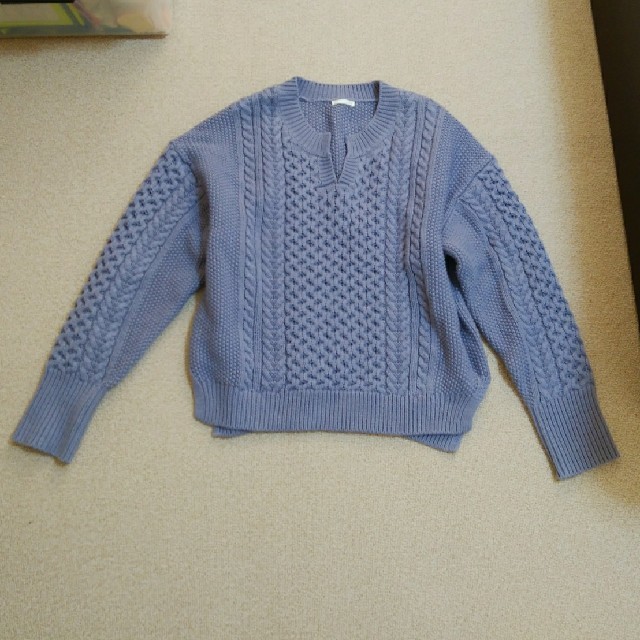 GU(ジーユー)のケーブルキーネックセーター レディースのトップス(ニット/セーター)の商品写真