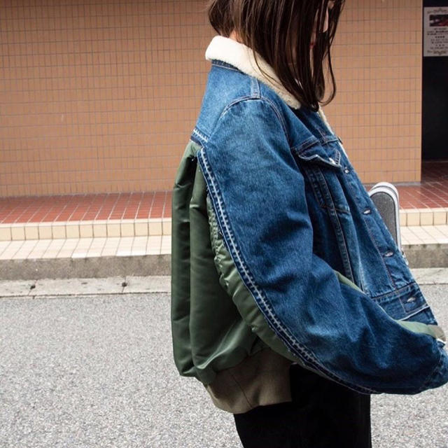 sacai(サカイ)の【美品】sacai18aw デニム×ボアドッキングMA-1ジャケット レディースのジャケット/アウター(ブルゾン)の商品写真