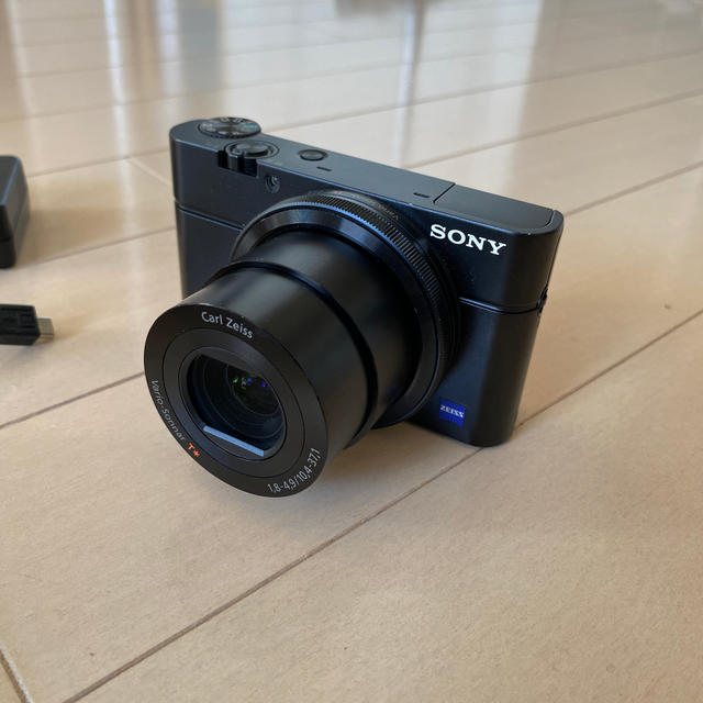 SONY DSC-RX100 デジタルカメラ　本体