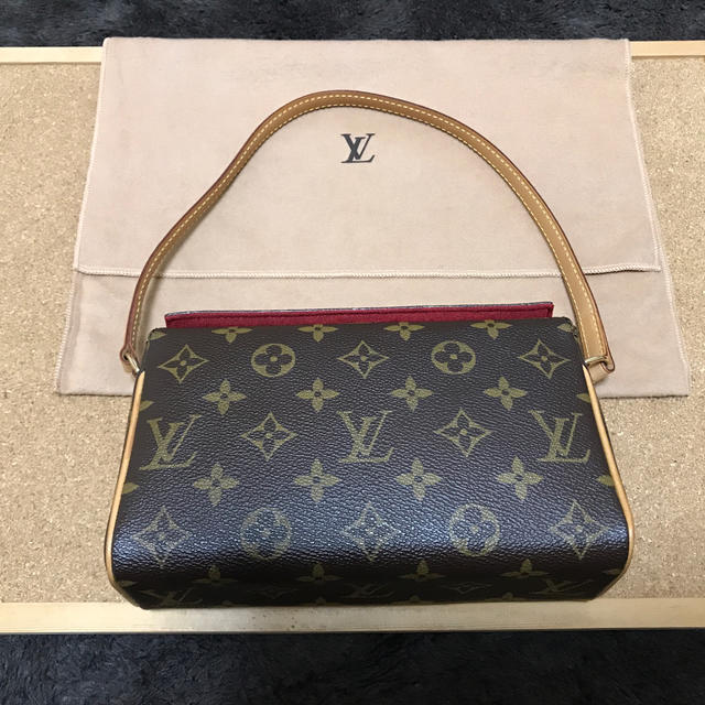 LOUIS VUITTON レシタル モノグラム