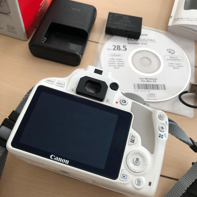 Canon(キヤノン)のCanon EOSkissx7 スマホ/家電/カメラのカメラ(デジタル一眼)の商品写真