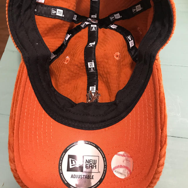 NEW ERA(ニューエラー)のNEW ERA  オレンジ キャップ レディースの帽子(キャップ)の商品写真