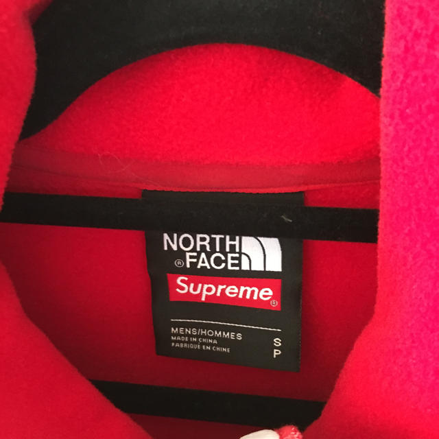 Supreme(シュプリーム)のsupreme  thenorthface 極美品　値下げ可 メンズのジャケット/アウター(ブルゾン)の商品写真