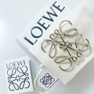 ロエベ(LOEWE)の【ジョジョ様専用】値下げしました★ロエベ ブローチ(その他)