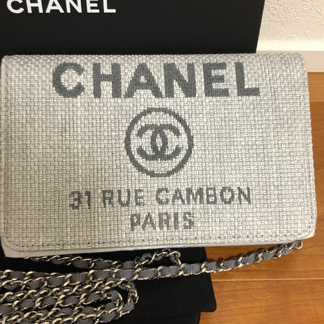 CHANEL(シャネル)のCHANEL レディースのファッション小物(財布)の商品写真