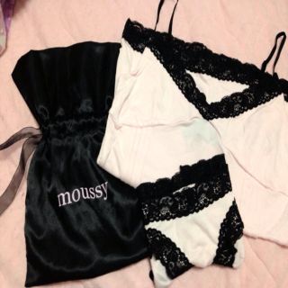 マウジー(moussy)のmussy キャミソールとパンツセット(ルームウェア)