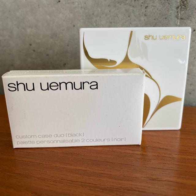 shu uemura(シュウウエムラ)のシュウウエムラ 専用カスタムケース  コスメ/美容のベースメイク/化粧品(チーク)の商品写真