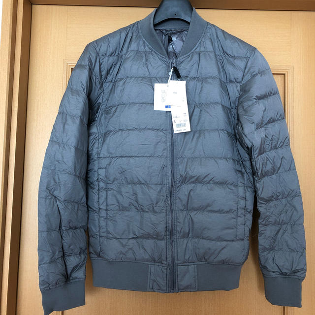 UNIQLO - ユニクロ 新品 メンズS ウルトラライトダウンの通販 by syaku