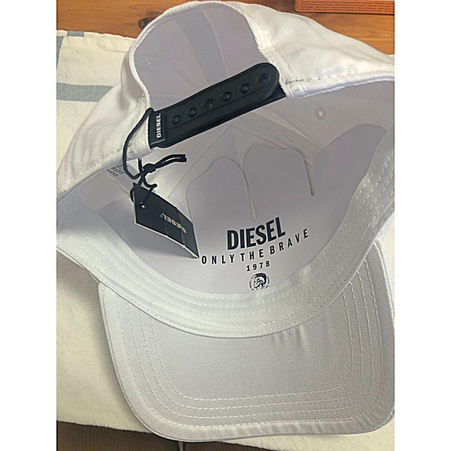 DIESEL(ディーゼル)の専用ページ　値下げ　diesel 【新品未使用】　キャップ メンズの帽子(キャップ)の商品写真