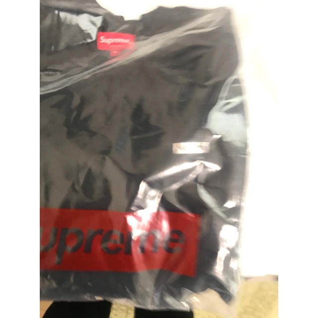 Supreme(シュプリーム)のsupreme Metallic Box Logo L/S Tee メンズのトップス(Tシャツ/カットソー(七分/長袖))の商品写真