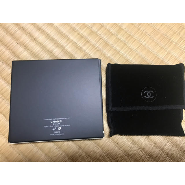 CHANEL(シャネル)のCHANEL 両面ミラー　非売品 レディースのファッション小物(ミラー)の商品写真