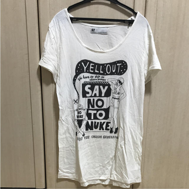 SLY(スライ)のsly tシャツ レディースのトップス(Tシャツ(半袖/袖なし))の商品写真