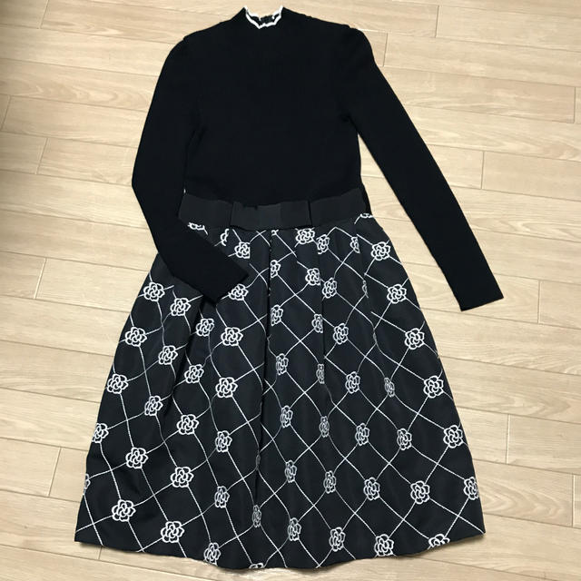 M'S GRACY - M'S GRACYニット&カメリア刺繍ワンピース♡じゅんこさとみさま♡