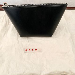 マルニ(Marni)のMARNI ポーチ　マルニ(ポーチ)