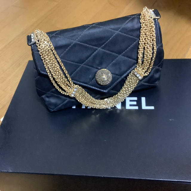 CHANEL(シャネル)のシャネル　パーティバック　ヴィンテージ レディースのバッグ(ハンドバッグ)の商品写真