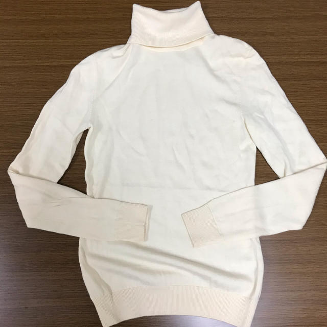 M-premier(エムプルミエ)のエムプルミエ♡タートルネックセーター♡白 レディースのトップス(ニット/セーター)の商品写真