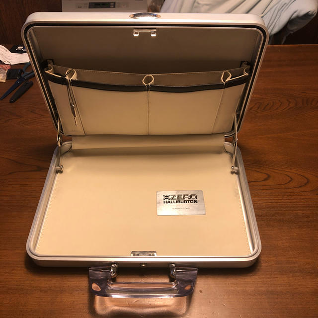 ZERO HALLIBURTON - ゼロハリバートン スモールコレクション ZERO HALLIBURTON - ゼロハリバートン スモールコレクション