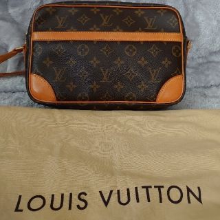 ルイヴィトン(LOUIS VUITTON)のヴィトン　トロカデロ27　ショルダーバッグ(ショルダーバッグ)