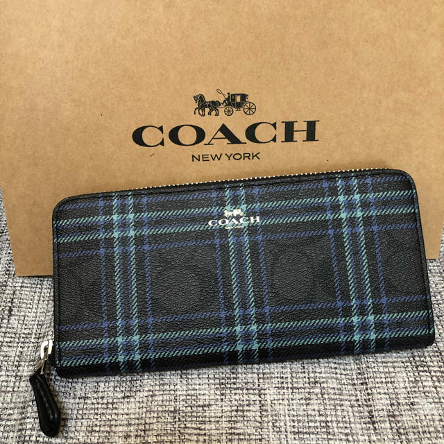 COACH(コーチ)のタイムセール！COACH チェック シグネチャー レザー 長財布 グリーン レディースのファッション小物(財布)の商品写真