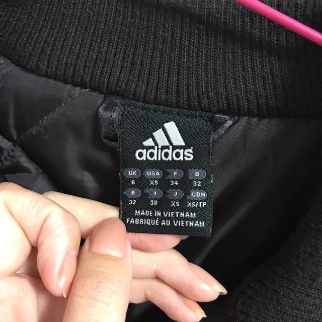 adidas(アディダス)のluah様専用 3点のお値段です◡̈*.。 レディースのジャケット/アウター(スタジャン)の商品写真