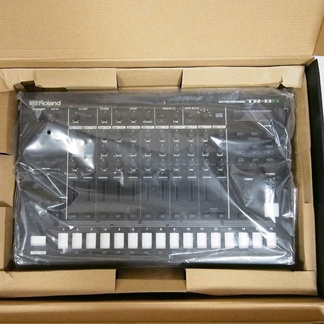 Roland(ローランド)の【新品未使用】【送料込】Roland リズムパフォーマー TR-8S 楽器の楽器 その他(その他)の商品写真