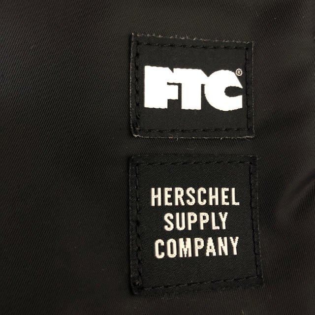 FTC(エフティーシー)の18SS / FTC × HERSCHEL ショルダーバッグ/サコッシュ メンズのバッグ(ショルダーバッグ)の商品写真