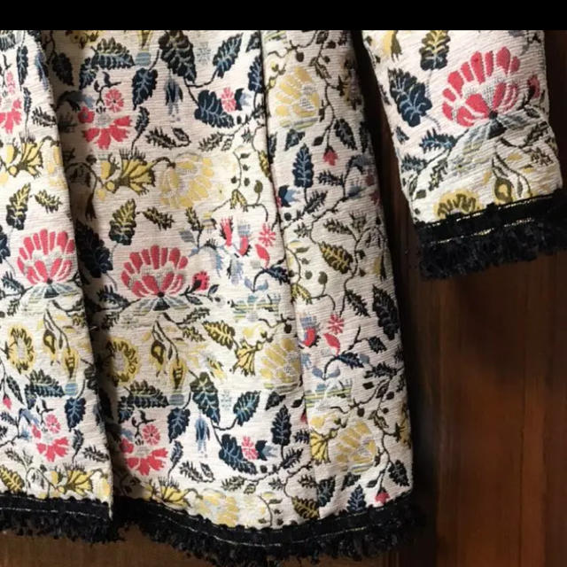 BENETTON(ベネトン)のUnited colors benetton ゴブラン　刺繍　コート レディースのジャケット/アウター(ロングコート)の商品写真