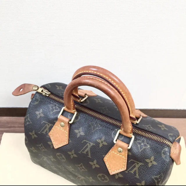 LOUIS VUITTON(ルイヴィトン)の【美品　品薄】ルイヴィトン　スピーディ25 ハンドバッグ　モノグラム レディースのバッグ(ハンドバッグ)の商品写真