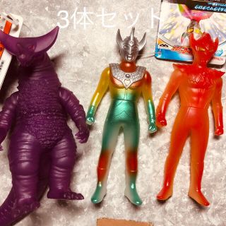 3体セット　ウルトラマンタロウ　ウルトラマンタイガ　ゴモラ　ソフビ(特撮)