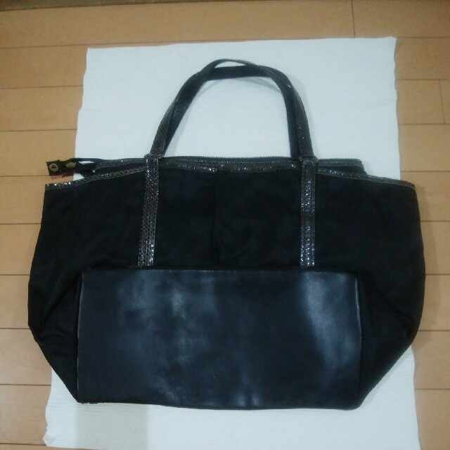 Christian Dior(クリスチャンディオール)のたわわ様専用【新品】クリスチャンディオール・マフラー＆OSAM・トートバッグ レディースのファッション小物(マフラー/ショール)の商品写真