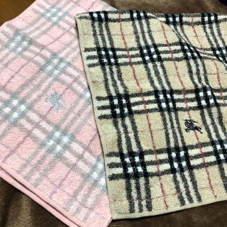 バーバリー(BURBERRY)のBURBERRY フェイスタオル 新品(タオル/バス用品)