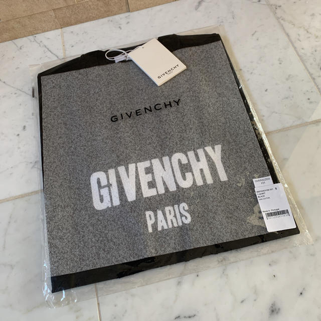 GIVENCHY(ジバンシィ)の定価85000円　GIVENCHY PARIS デストロイド Tシャツ メンズのトップス(Tシャツ/カットソー(半袖/袖なし))の商品写真