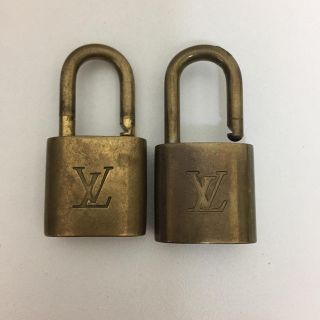 ルイヴィトン(LOUIS VUITTON)のルイヴィトン 南京錠 パドロックのみ 2個セット 中古(キーホルダー)