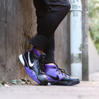 ナイキ(NIKE)のNIKE KOBE 1 PROTRO コービー(スニーカー)