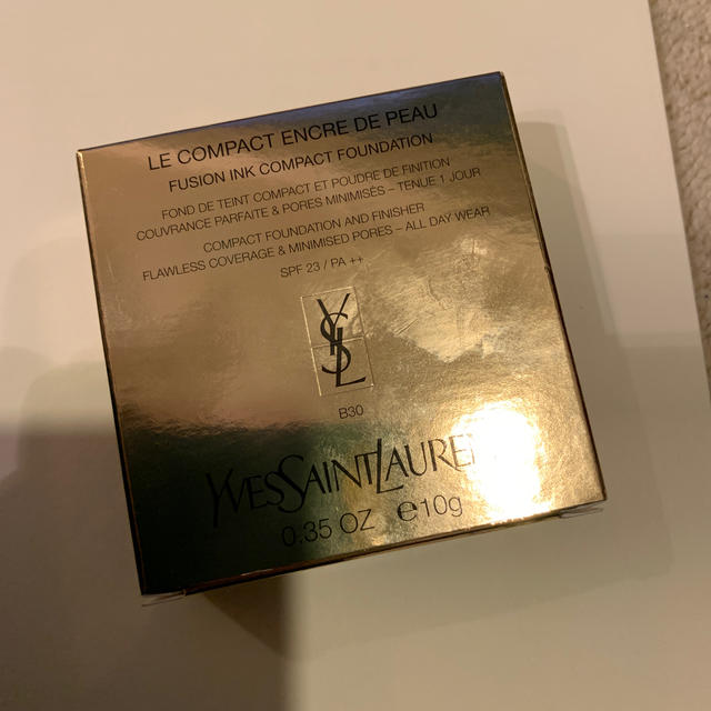 Yves Saint Laurent Beaute(イヴサンローランボーテ)のイヴ・サンローラン　アンクルドポーコンパクト　B30 コスメ/美容のベースメイク/化粧品(ファンデーション)の商品写真