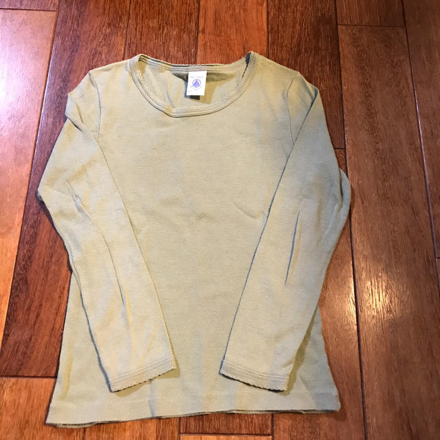 PETIT BATEAU(プチバトー)のプチバトー　カットソー  キッズ キッズ/ベビー/マタニティのキッズ服女の子用(90cm~)(Tシャツ/カットソー)の商品写真